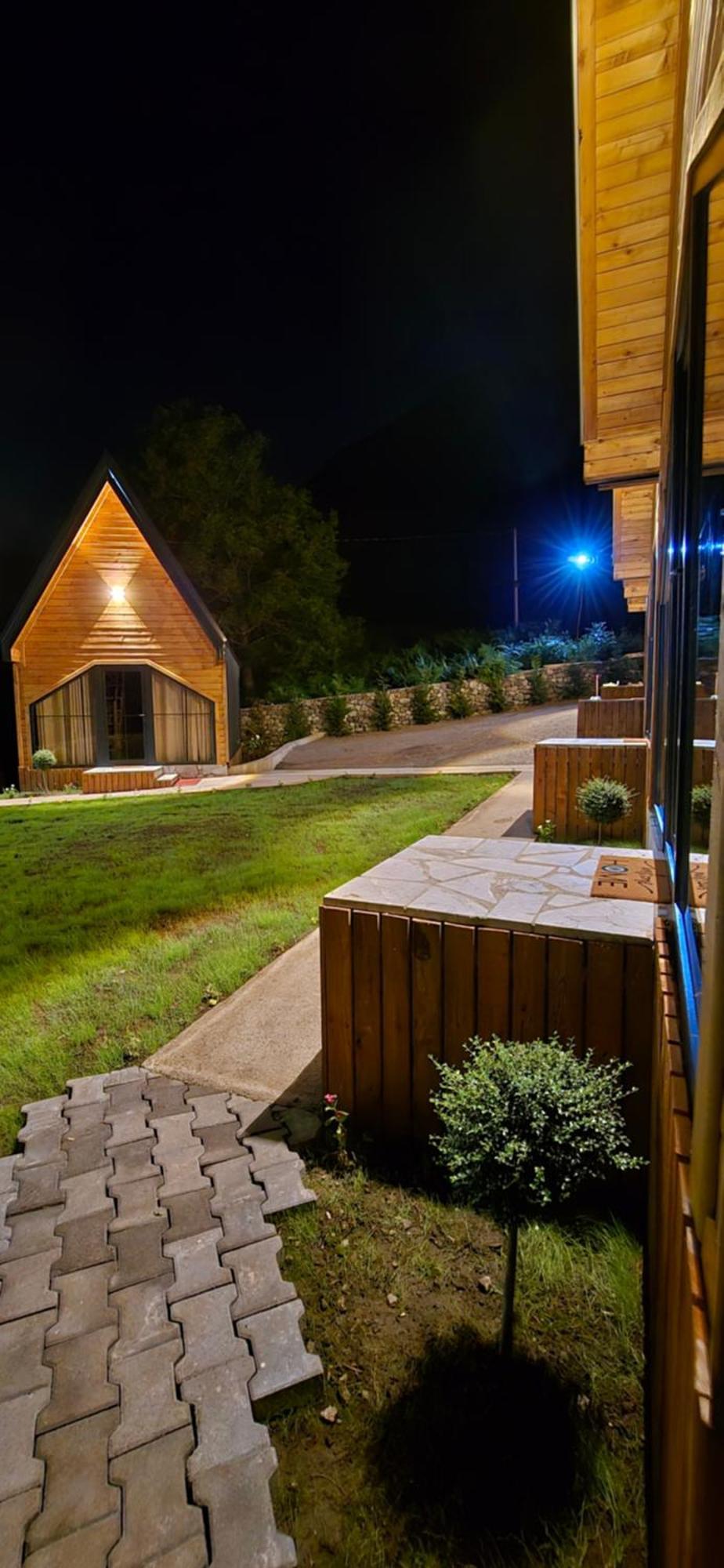 Mikpritja Theth Villa Exteriör bild